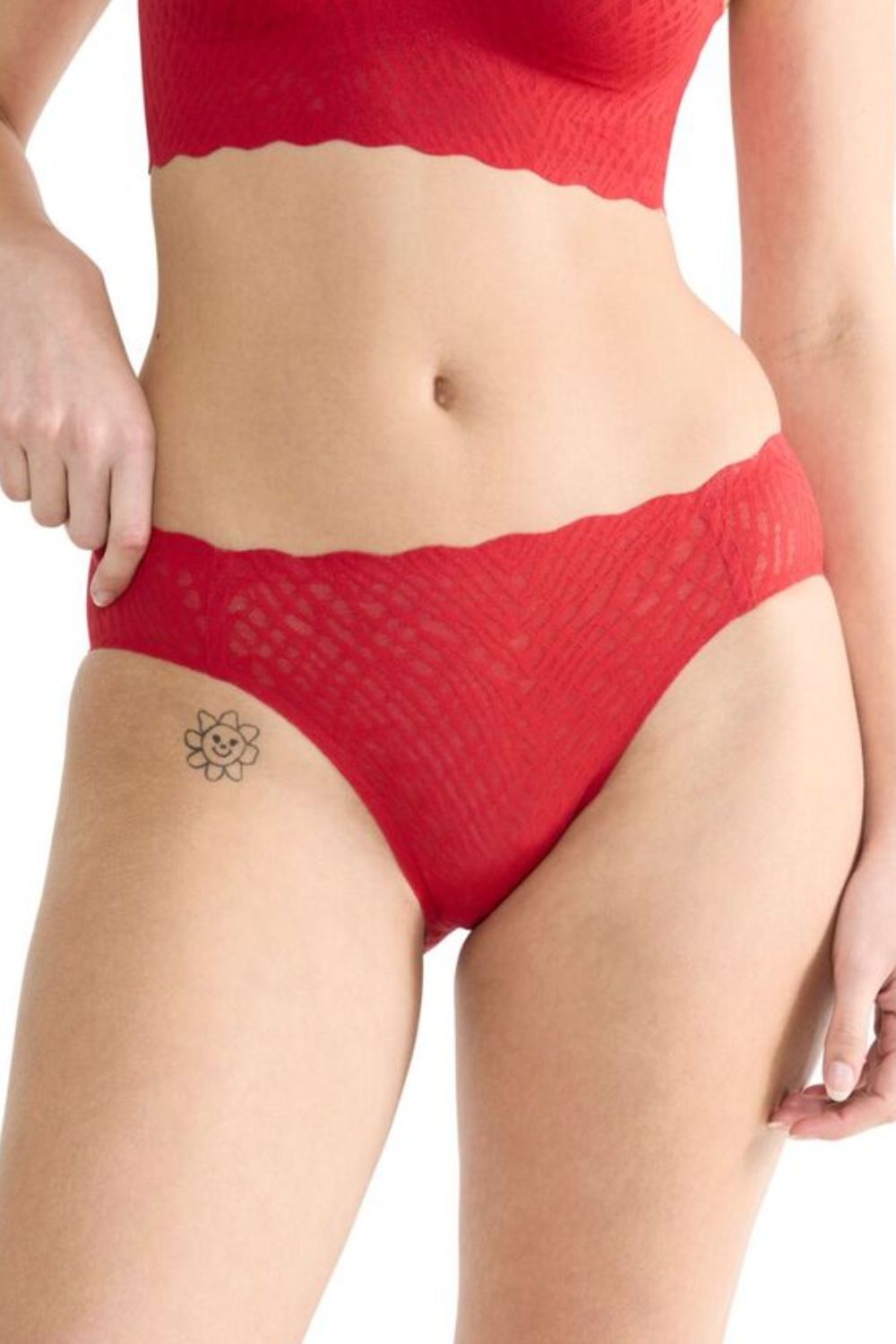 gynaikeio-slip-sloggi-zero-feel-bliss-festive-high-leg