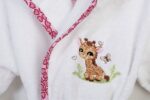 Μπουρνούζι Με Κέντημα kids Giraffe 172 Size: 02 White-Pink 100% Cotton - Image 2